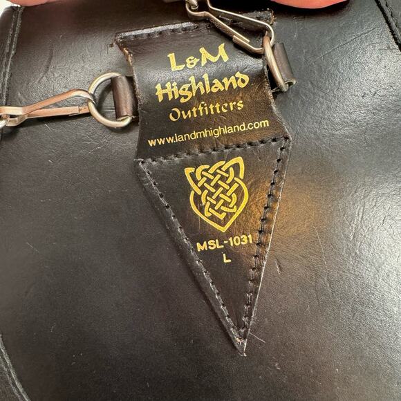 L & M Highlander black leather Sporran Belt Bag - Picture 13 of 16